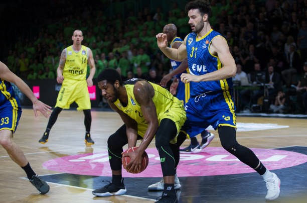 他或许很快 他或许很快